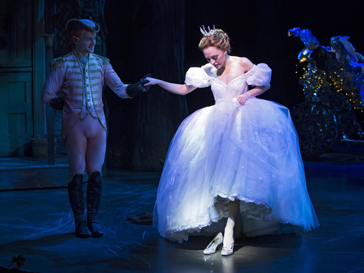 Fashion Stories: Tras Unos Pasos De Cine...