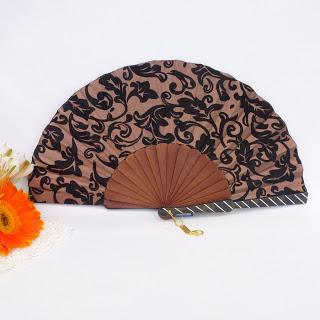 Orígenes del abanico de mano / Folding hand fans history