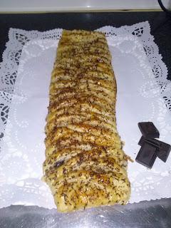 TRENZA DE CREMA PASTELERA CON CHOCOLATE