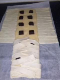 TRENZA DE CREMA PASTELERA CON CHOCOLATE