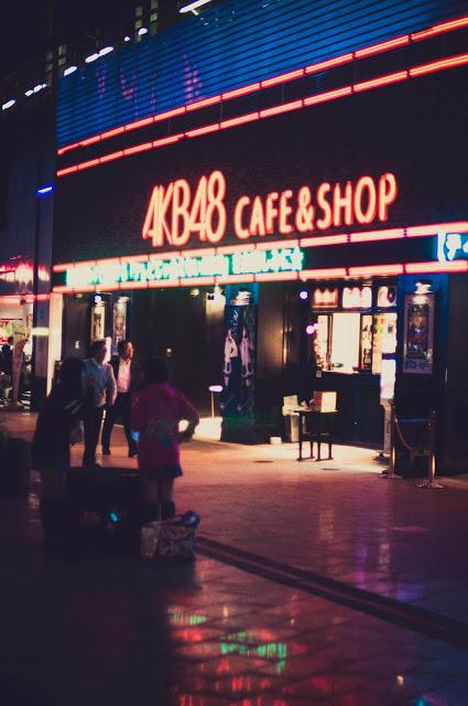 De compras por Akihabara