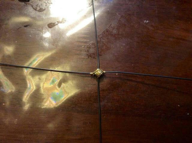 Realm of Chaos 80s : Arcane Armorials: Constructing an Oldhammer Banner...