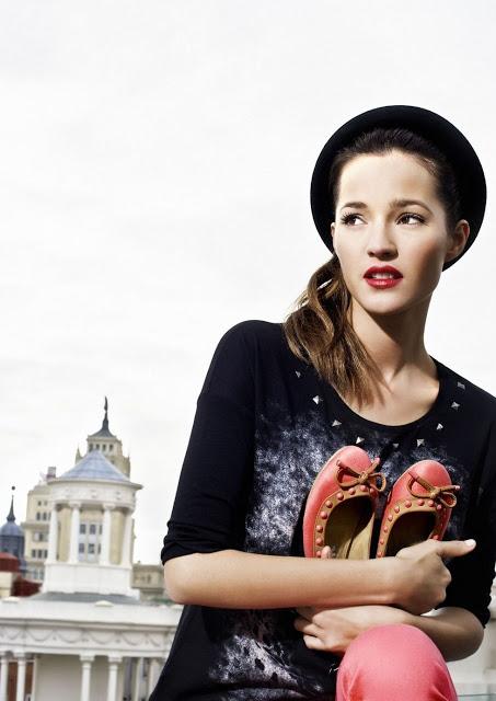 MALENA, UN ROSTRO PRECIOSO Y FRESCO PARA LA FIRMA REFRESH