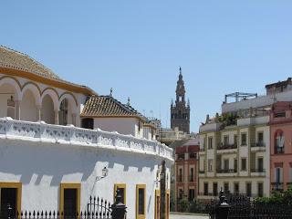 La luz primaveral que baña a Sevilla