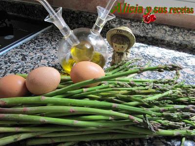 REVUELTO DE ESPÁRRAGOS DE HÚETOR TÁJAR
