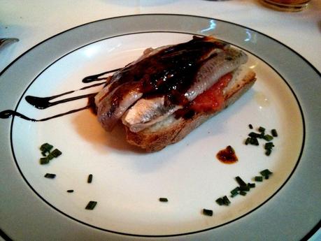 LA GAMELLA: una hamburguesa gourmet de lo más original. LA GAMELLA: una hamburguesa gourmet de lo más original.