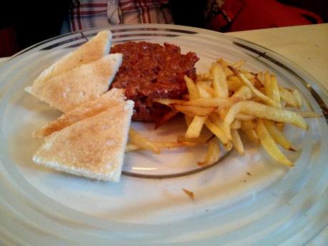 LA GAMELLA: una hamburguesa gourmet de lo más original. LA GAMELLA: una hamburguesa gourmet de lo más original.