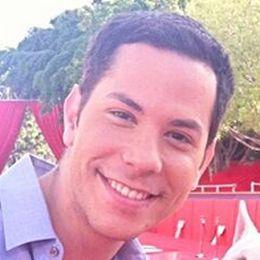 Christian Chávez aconseja a víctimas de abuso doméstico