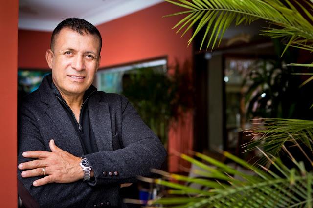 Un Diseñador Peruano en Paris