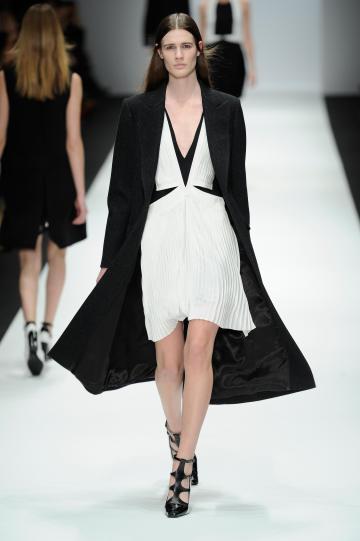 Chic Mom…Ser Mamá y mantener el estilo 11.-CHIC MOM-Universidad Jannette Klein