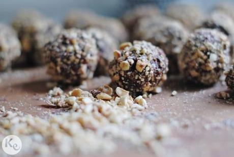 Trufas de avellana/Hazelnut truffels Hazelnut truffles