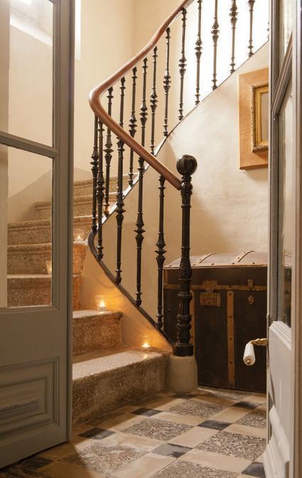 Y una escalera de cuento