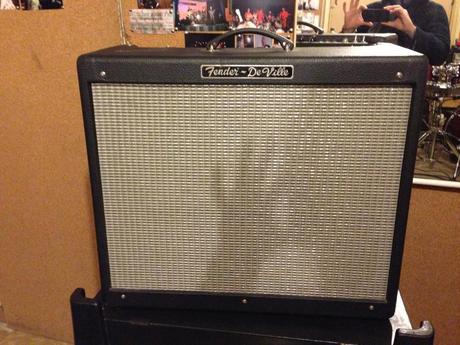 En venta esta preciosidad. Fender Deville, Made In USA (ya no se hacen más). 60 W Valvular.