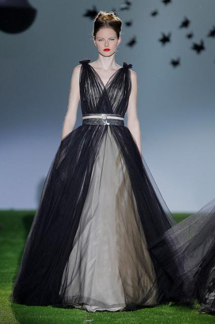 Miquel Suay vuelve a la Pasarela Gaudí con su colección 2014  'Crisálida'