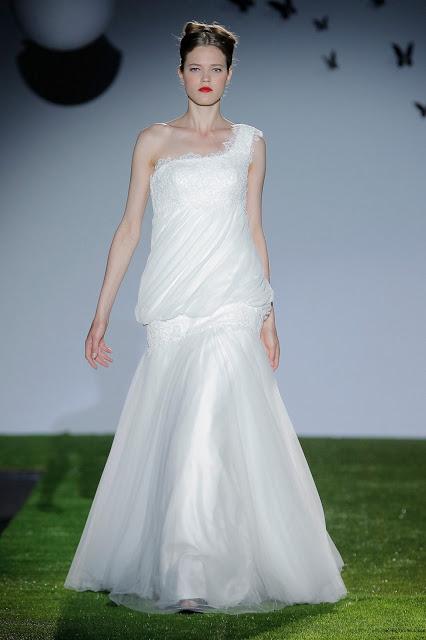 Miquel Suay vuelve a la Pasarela Gaudí con su colección 2014  'Crisálida'