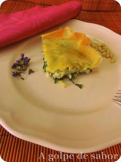 Tarta brick de acelgas, queso cotagge y piñones