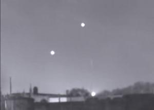 Flotilla masiva Ovni o sorprendentes esferas de luz, en México.