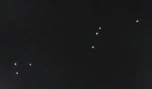 Flotilla masiva Ovni o sorprendentes esferas de luz, en México.