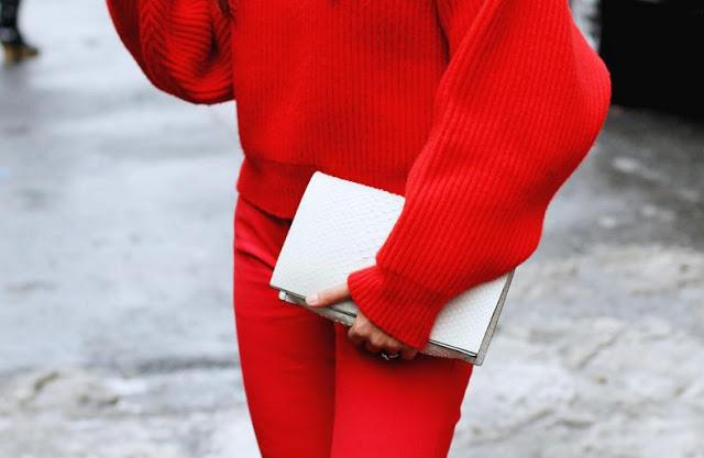 STREET STYLE: RED +COLLAGE