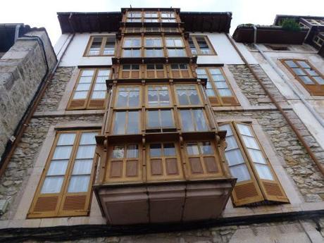 “Cuatro puertas de entrada a una villa de Cine : Llanes” P1040775