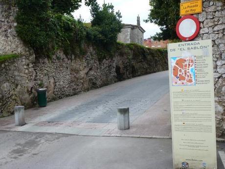 “Cuatro puertas de entrada a una villa de Cine : Llanes” P1040817