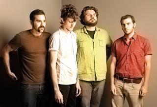 Pony Bravo - El político neoliberal (2013)