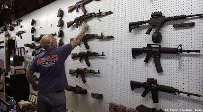 UN TERCIO DE LOS ESTADOUNIDENSES PIENSAN QUE PRONTO  HABRÁ UNA REBELIÓN ARMADA