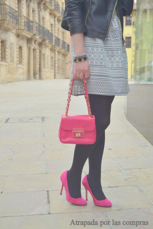 ETHNIC & PINK