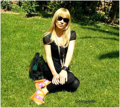 SELECTION OF SPRING LOOKS SELECTION OF SPRING LOOKS