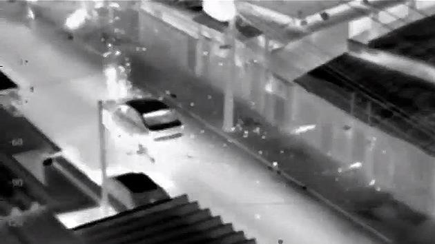 LA POLICÍA BRASILEÑA PONE EN PELIGRO LA VIDA DE SUS CIUDADANOS:  VÍDEO