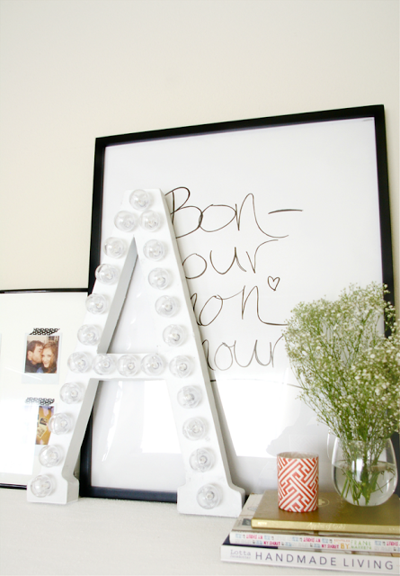 DIY: GUIRNALDA DE LUCES EN LETRAS / DIY: GARNALD OF BULBS IN CARDBOARD LETTERS.