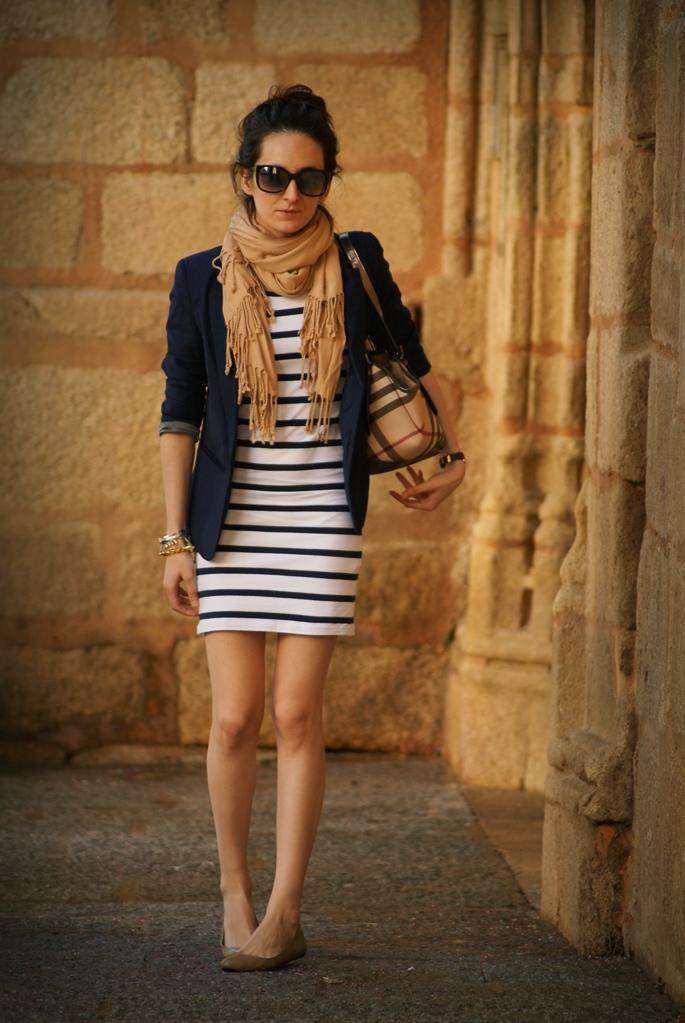 Navy dress: