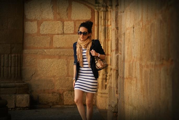 Navy dress: