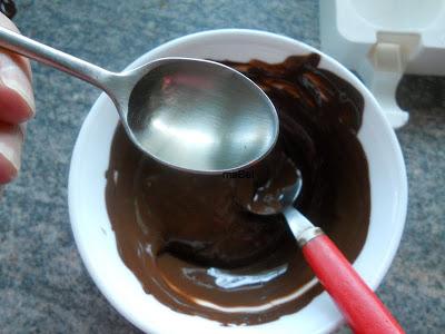 Helado cubierto con chocolate facil