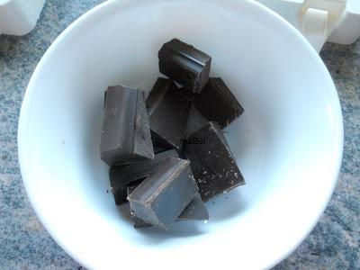 Helado cubierto con chocolate facil