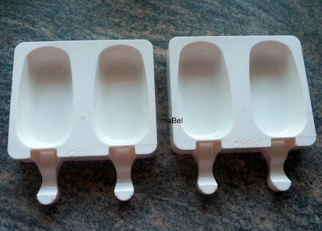 Helado cubierto con chocolate facil