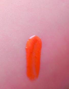 Novedades de Loreal: Delineador Super liner Blackbuster y labiales 24 horas (review y look)