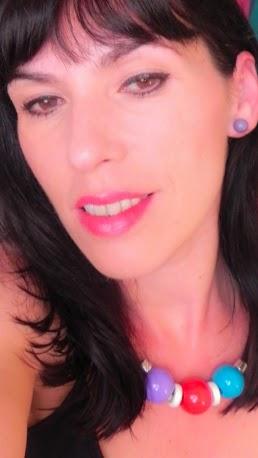 Novedades de Loreal: Delineador Super liner Blackbuster y labiales 24 horas (review y look)