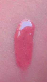 Novedades de Loreal: Delineador Super liner Blackbuster y labiales 24 horas (review y look)