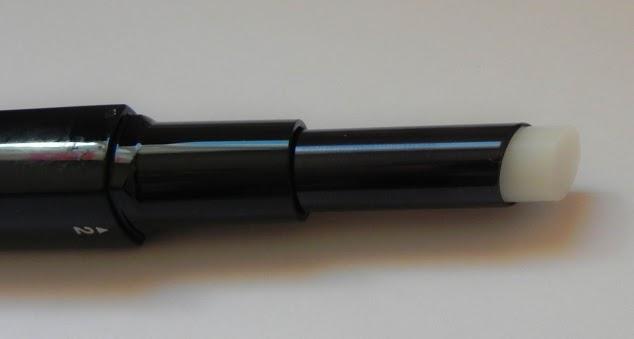 Novedades de Loreal: Delineador Super liner Blackbuster y labiales 24 horas (review y look)