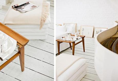 Blanco y con una pincelada coral