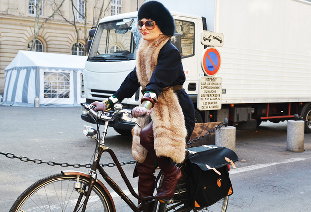 bicycle street style