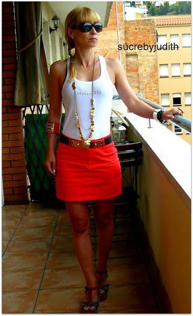 A BASIC LOOK A BASIC LOOK