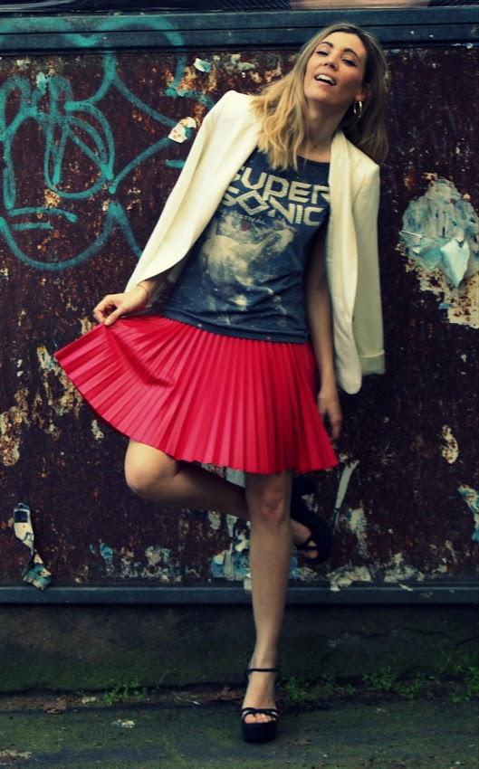 White & Red, love it!