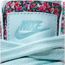 Personalizando las zapatillas más emblemáticas de Nike