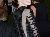 Anne Hathaway, rubia popular Hollywood