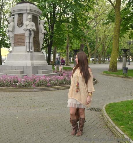 DE FESTIVAL CON PONCHO Y TUTU