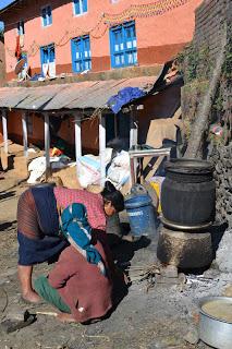 Día 32: Caminando desde Nagarkot a Changu Narayan. Bhaktapur.