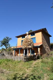 Día 32: Caminando desde Nagarkot a Changu Narayan. Bhaktapur.