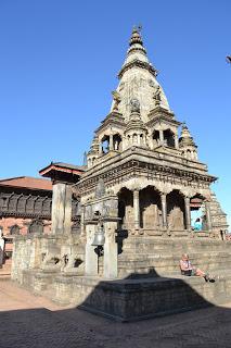 Día 32: Caminando desde Nagarkot a Changu Narayan. Bhaktapur.